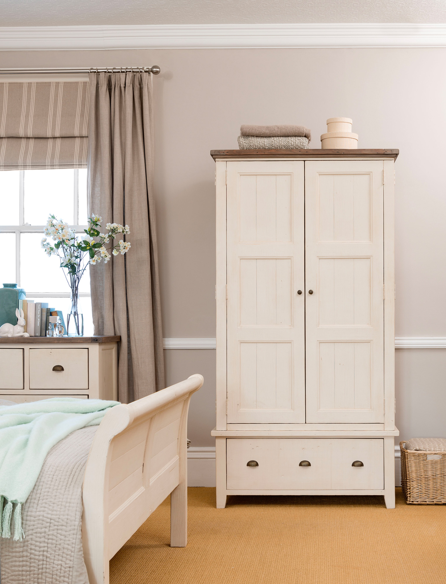 Armoire penderie blanche bois recyclé 107 cm BRISTOL