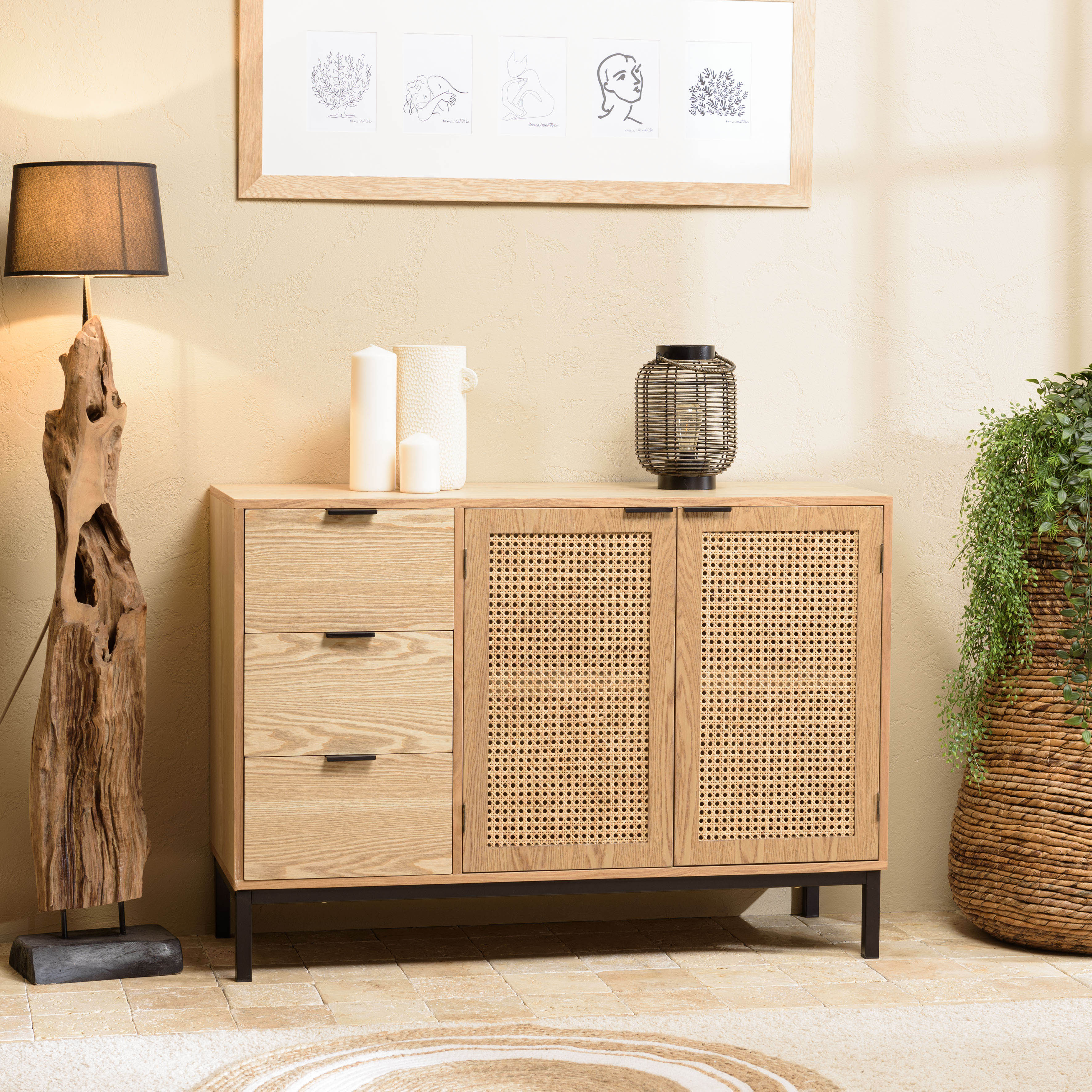 Buffet bois clair 2 portes rotin 3 tiroirs pieds métal PALMA