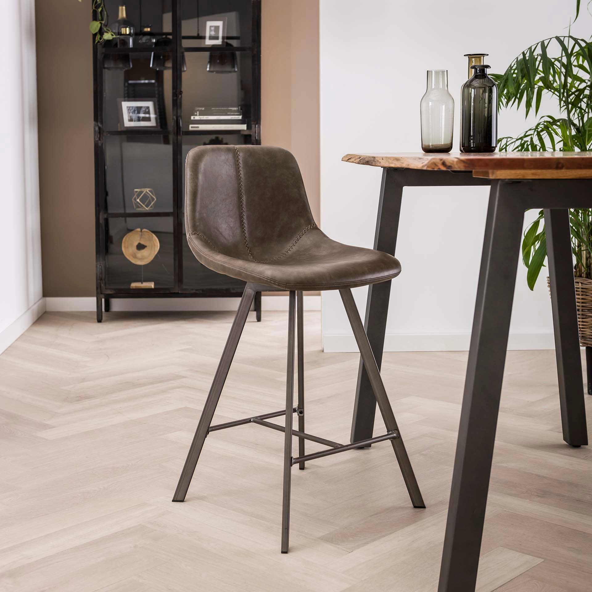 Chaise de bar couture apparente taupe pied étoile HELSINKI