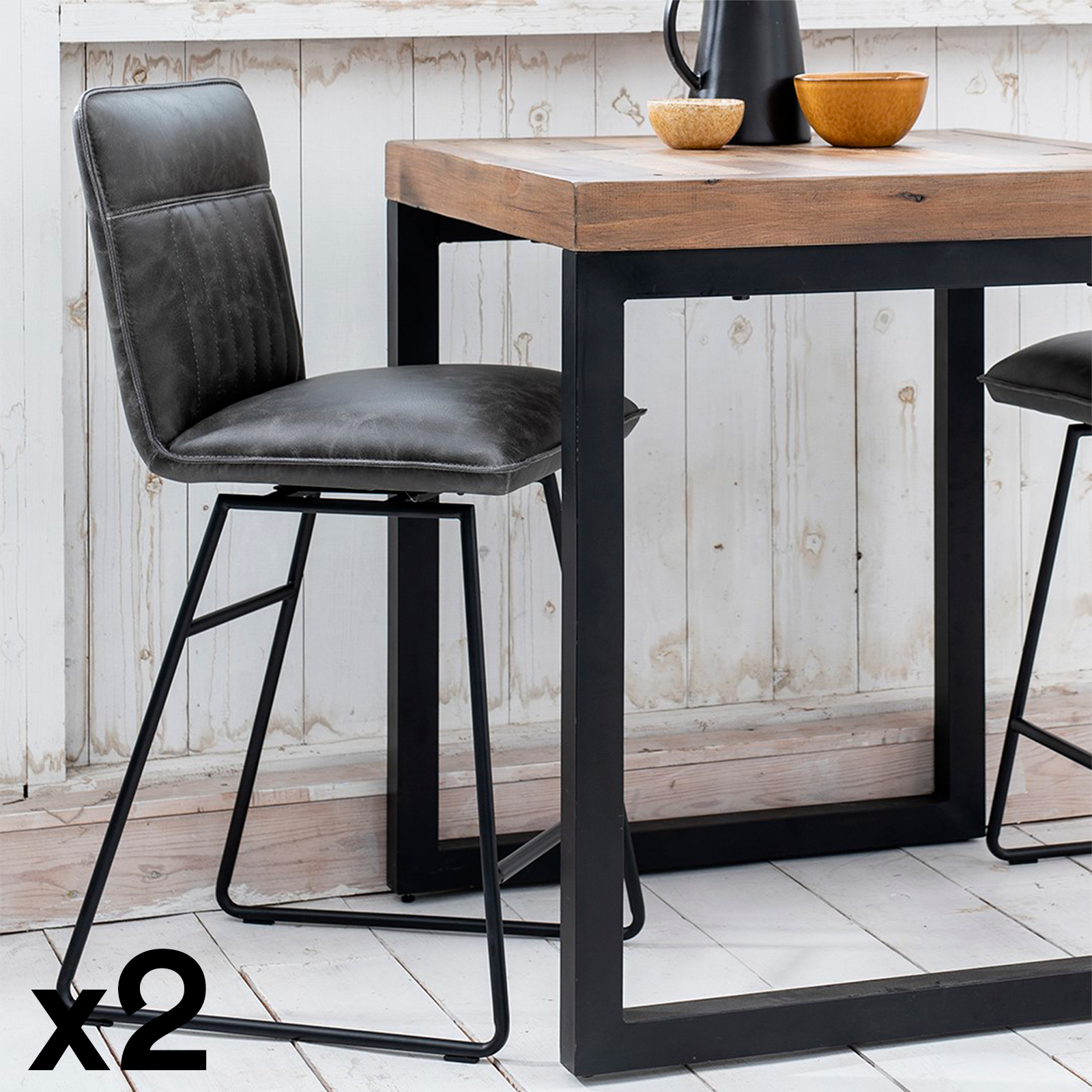 Chaise de bar pivotante gris used OKA (lot de 2)