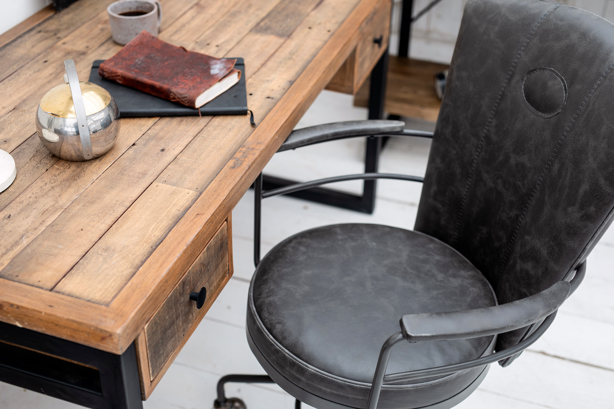 Chaise de bureau industrielle grise BRISBANE