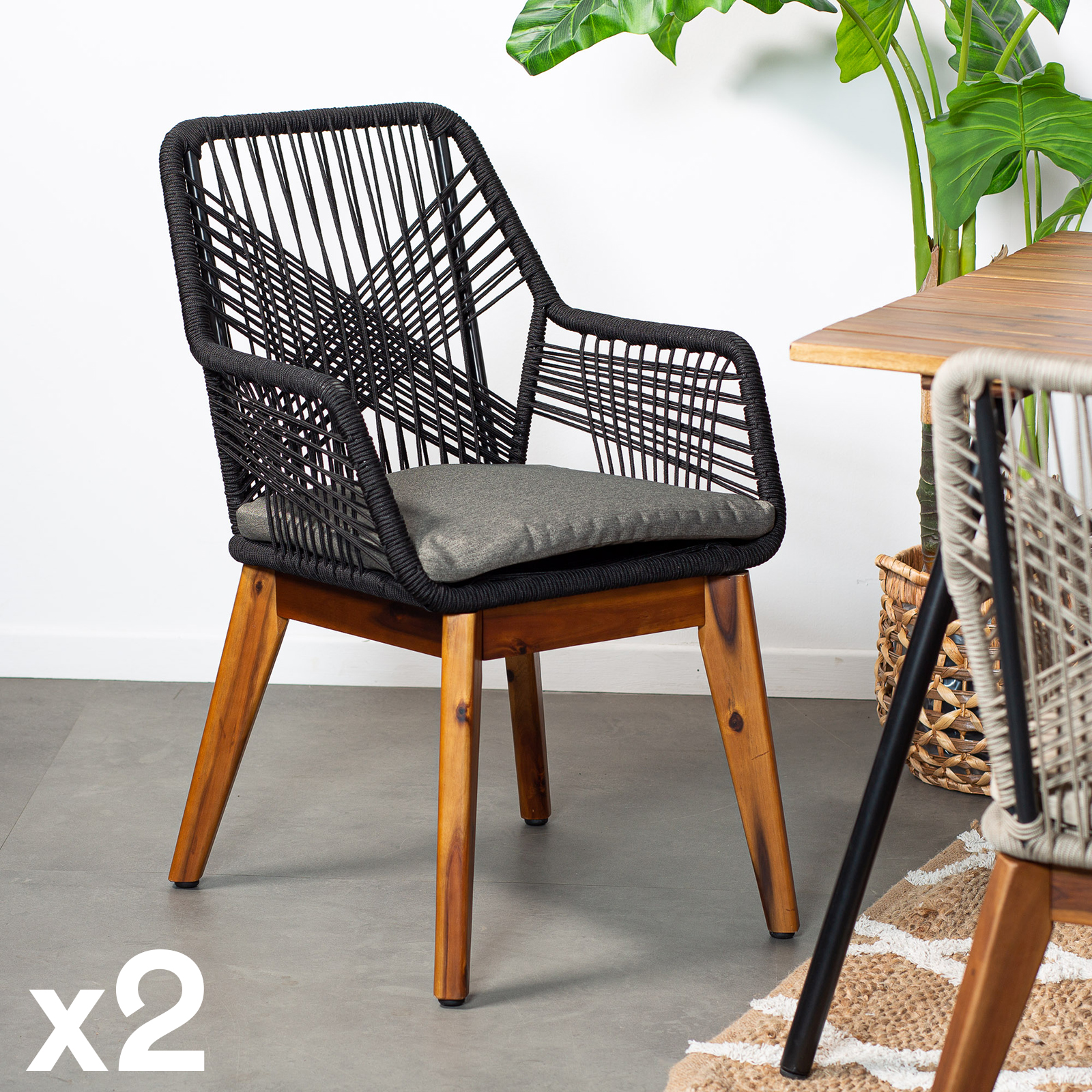 Chaise de jardin noire en corde tressée et pieds bois FSC® (lot de 2) GRENADE