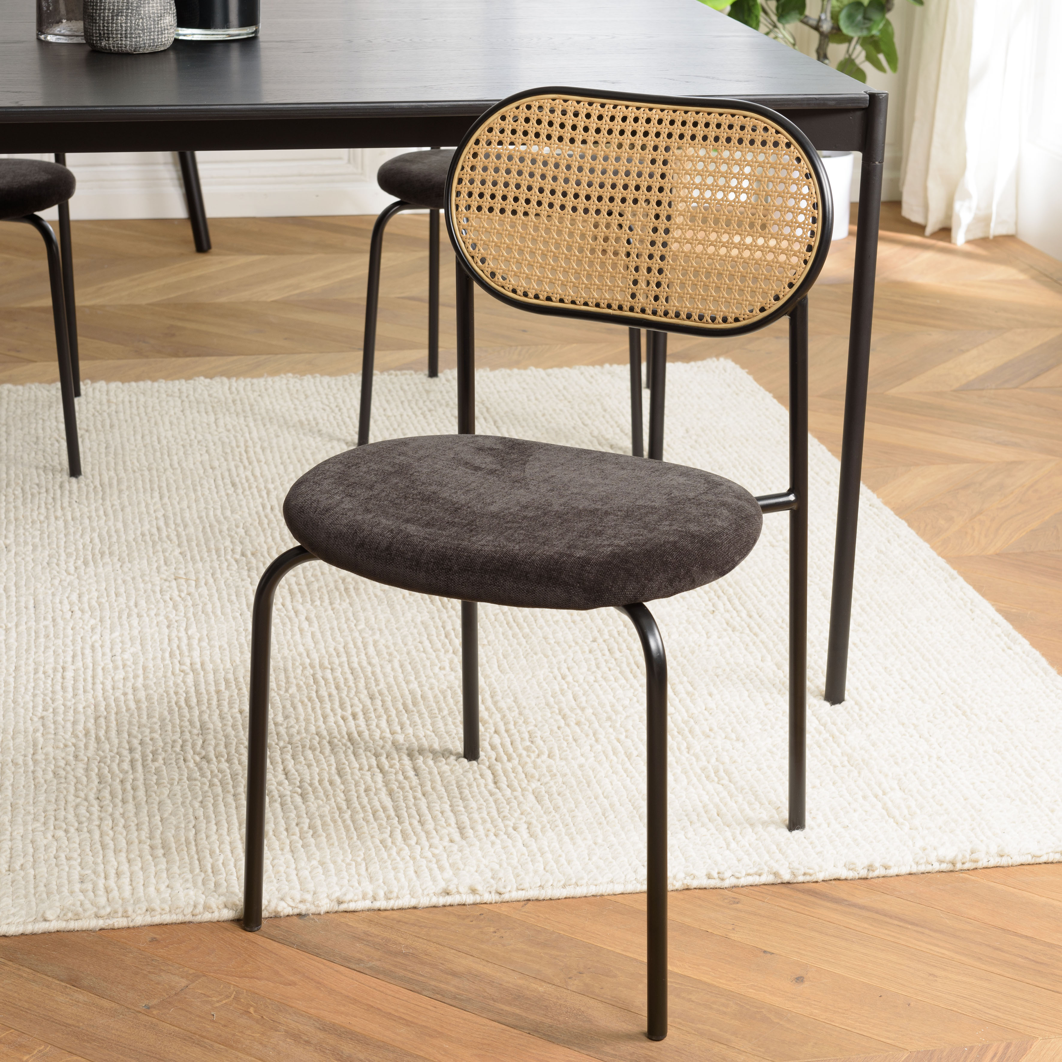 Chaise métal dossier cannage ovale assise velours noir (lot de 2) LOANO