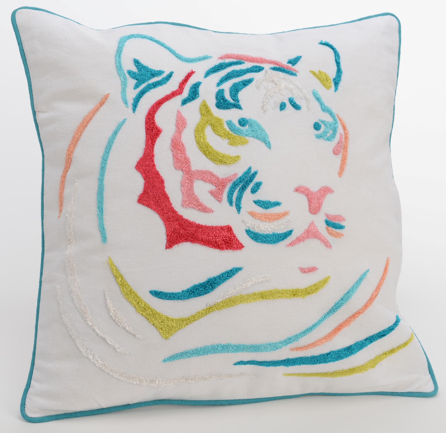 Coussin Tigre coloré brodé en relief
