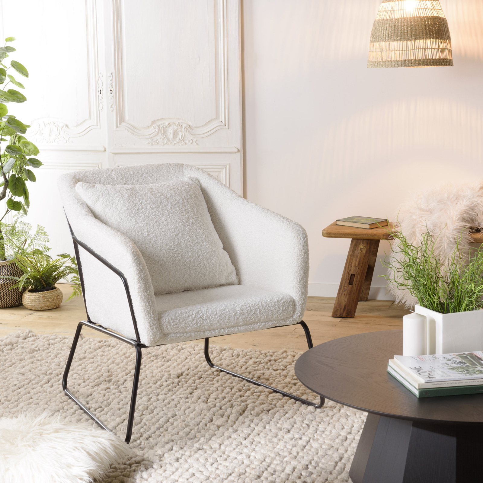 Fauteuil blanc en tissu bouclette TIM