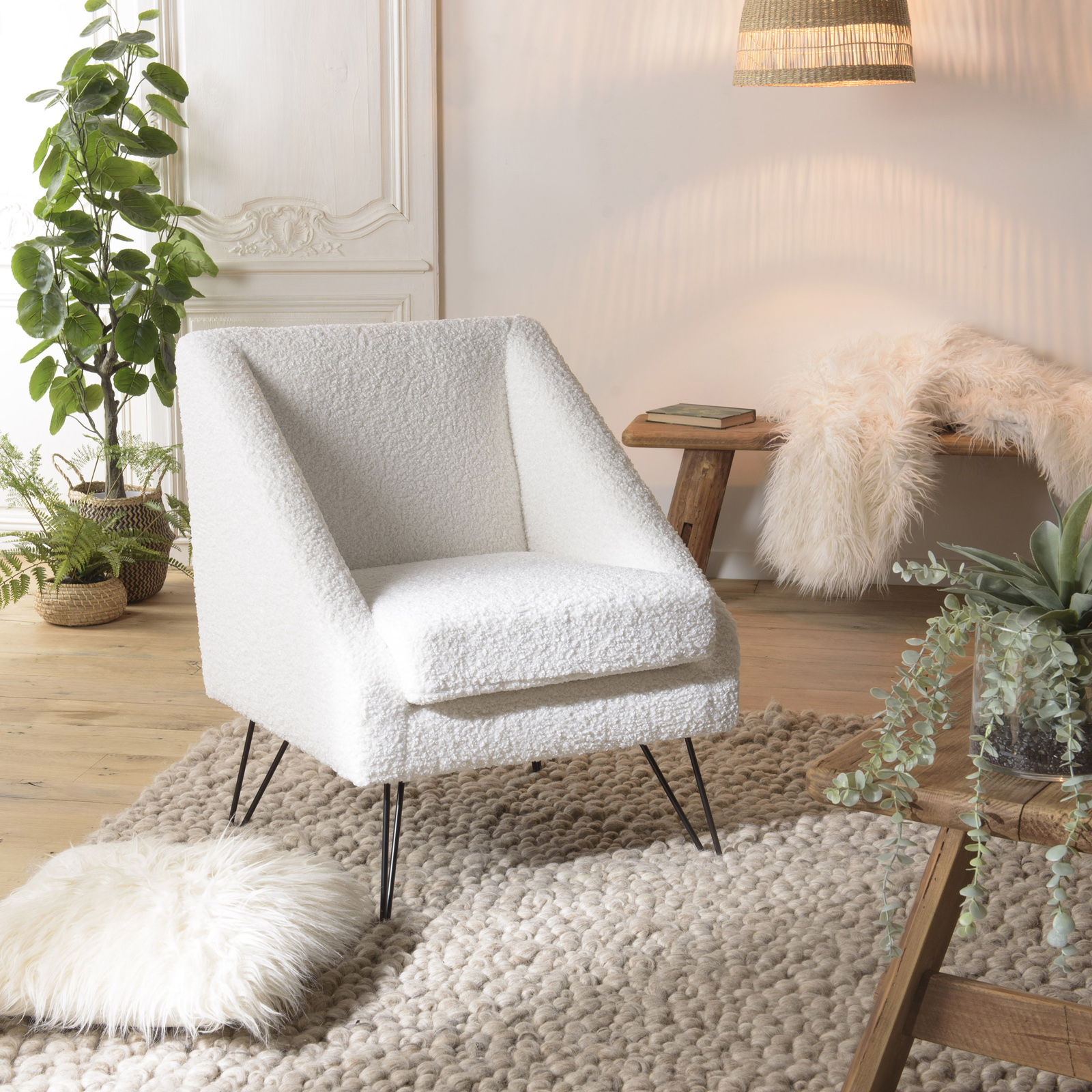 Fauteuil club blanc tissu bouclette TIM