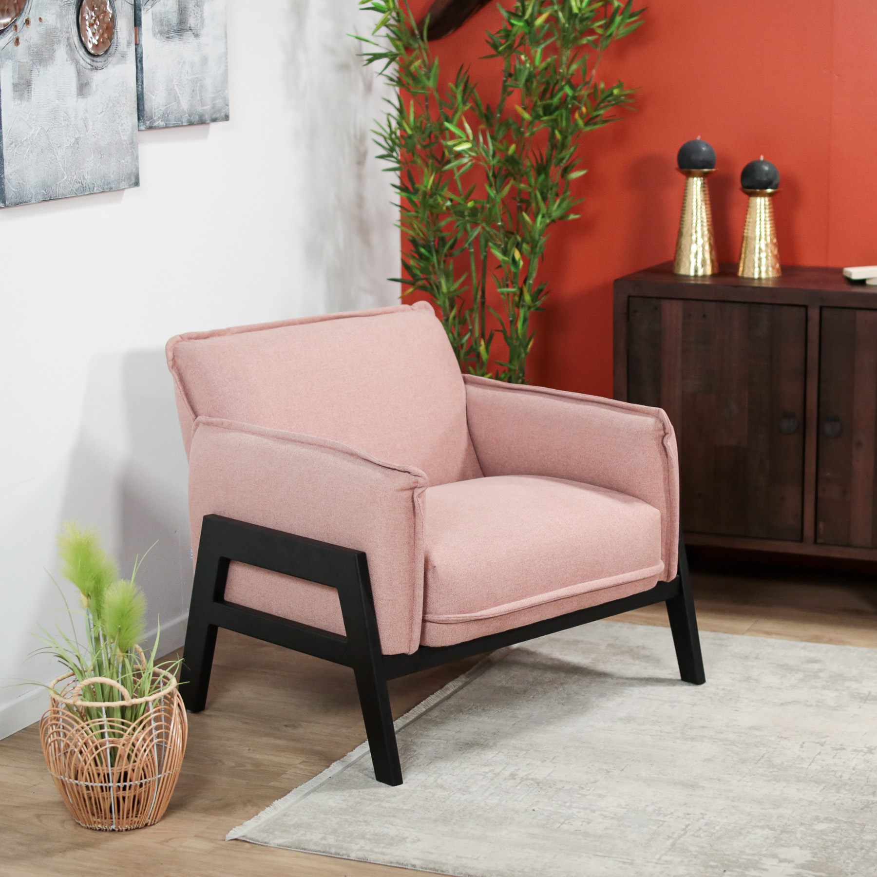 Fauteuil rose poudré contemporain BERGAME