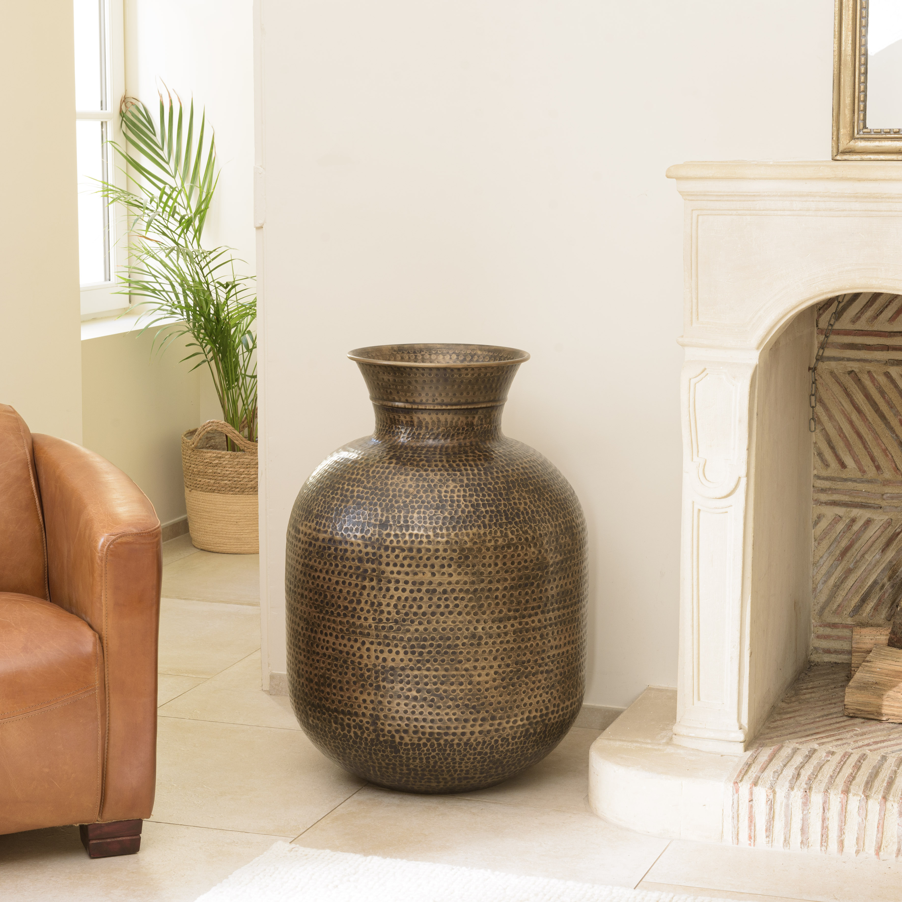 Grand vase rond couleur laiton/noir effet antique H78 cm NADOR