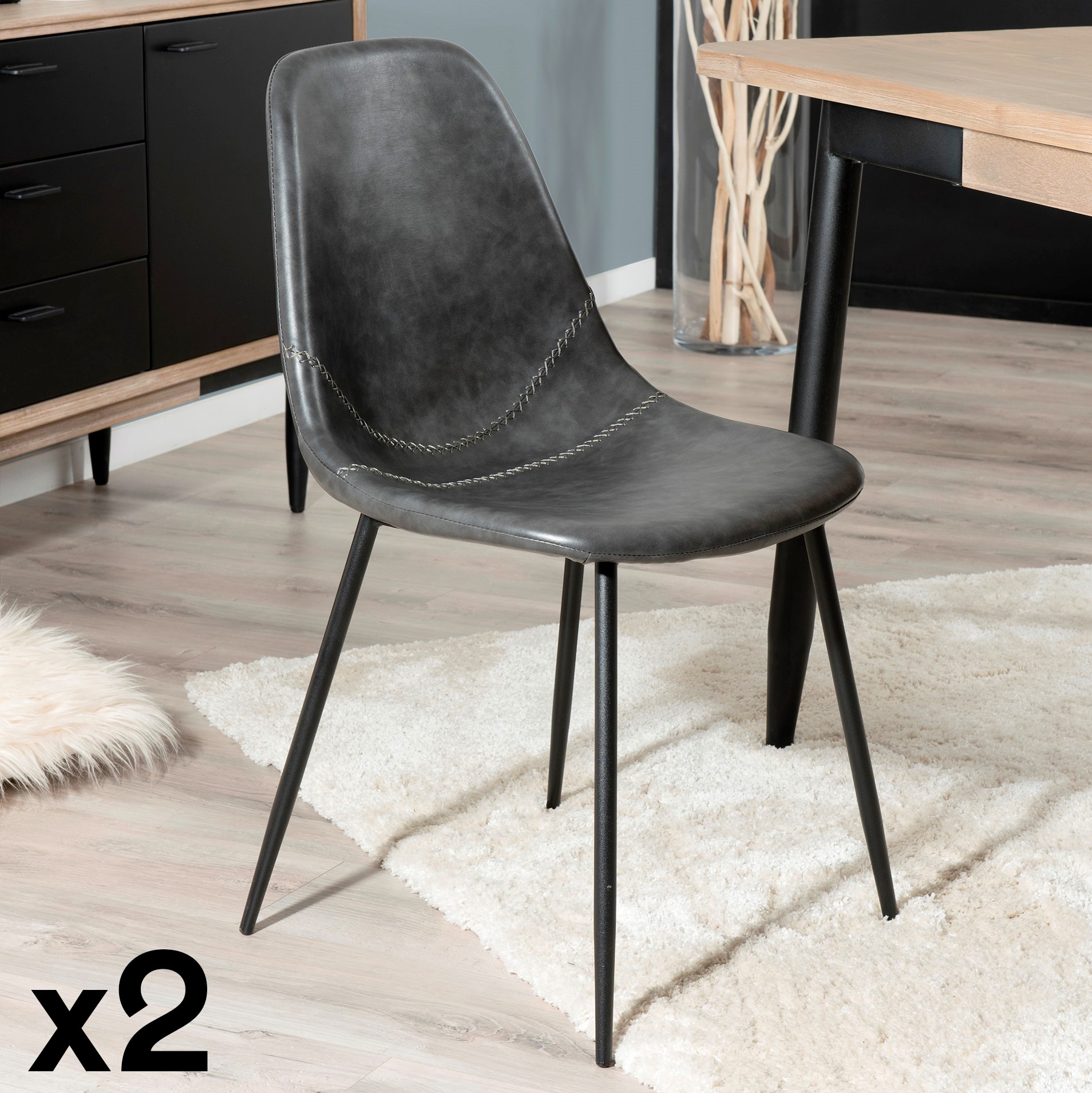Chaise noire à couture apparente (lot de 2) TIM