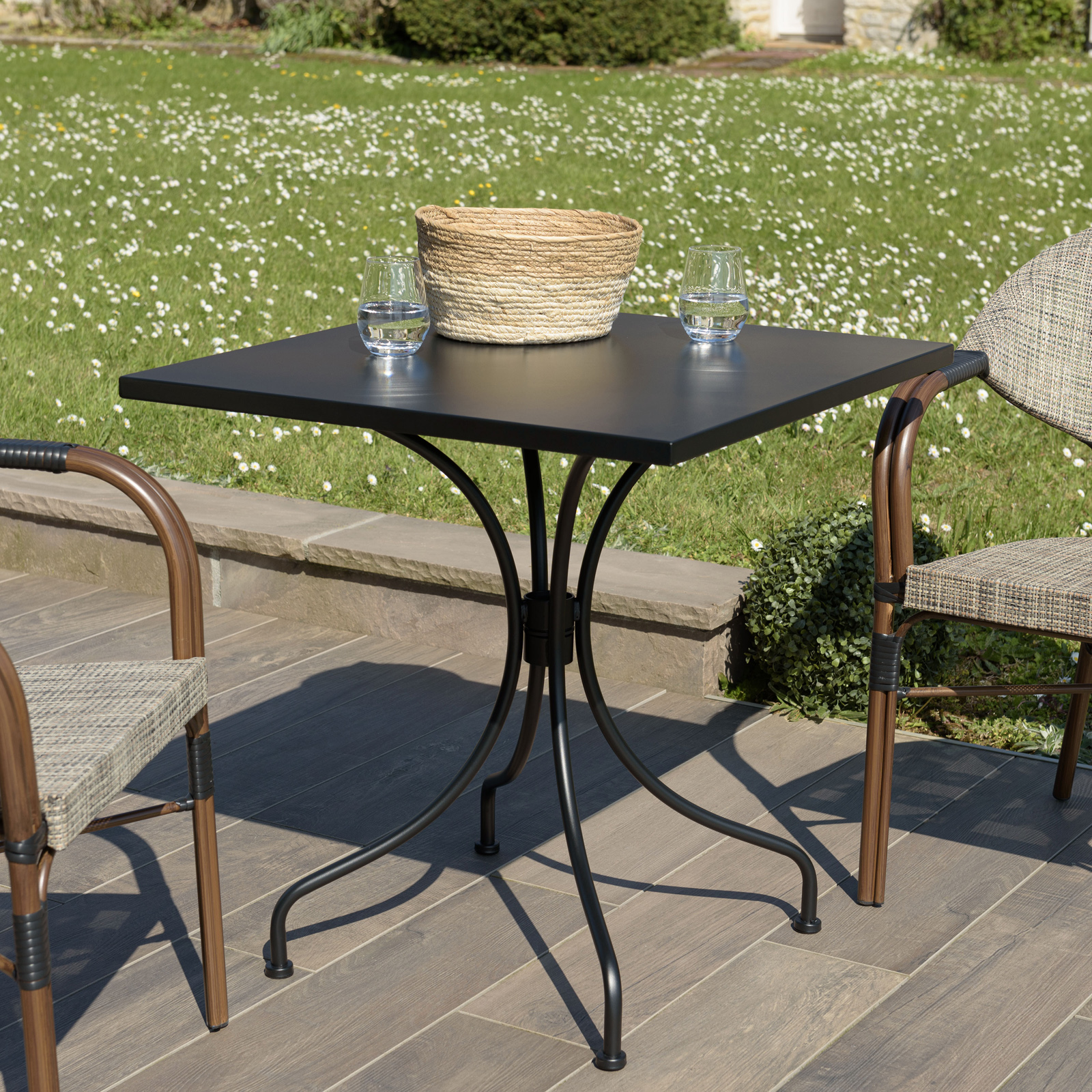 Petite table de jardin carrée 70x70 cm métal noir GIJON