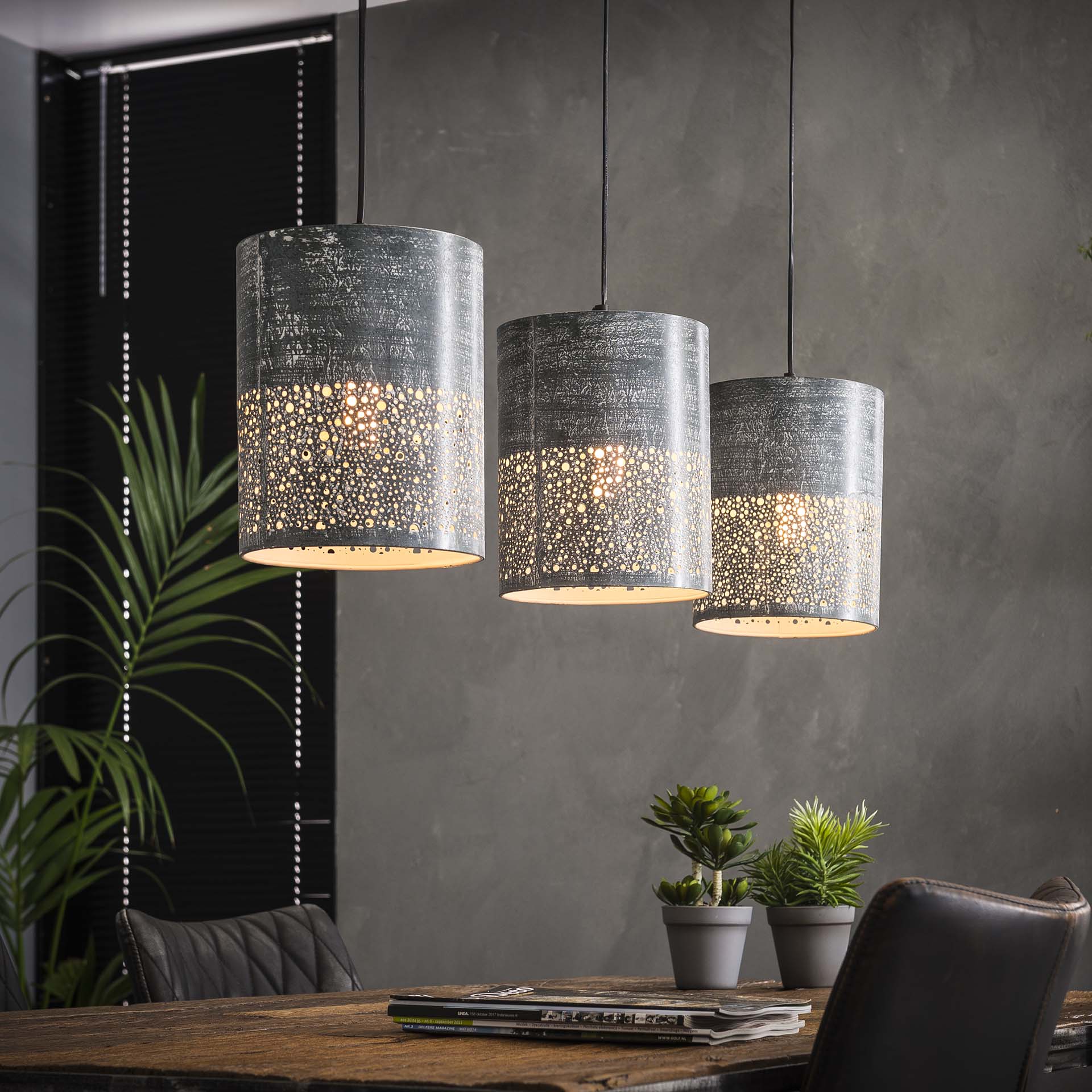 Suspension contemporaine 3 lampes ajourées effet béton MELBOURNE