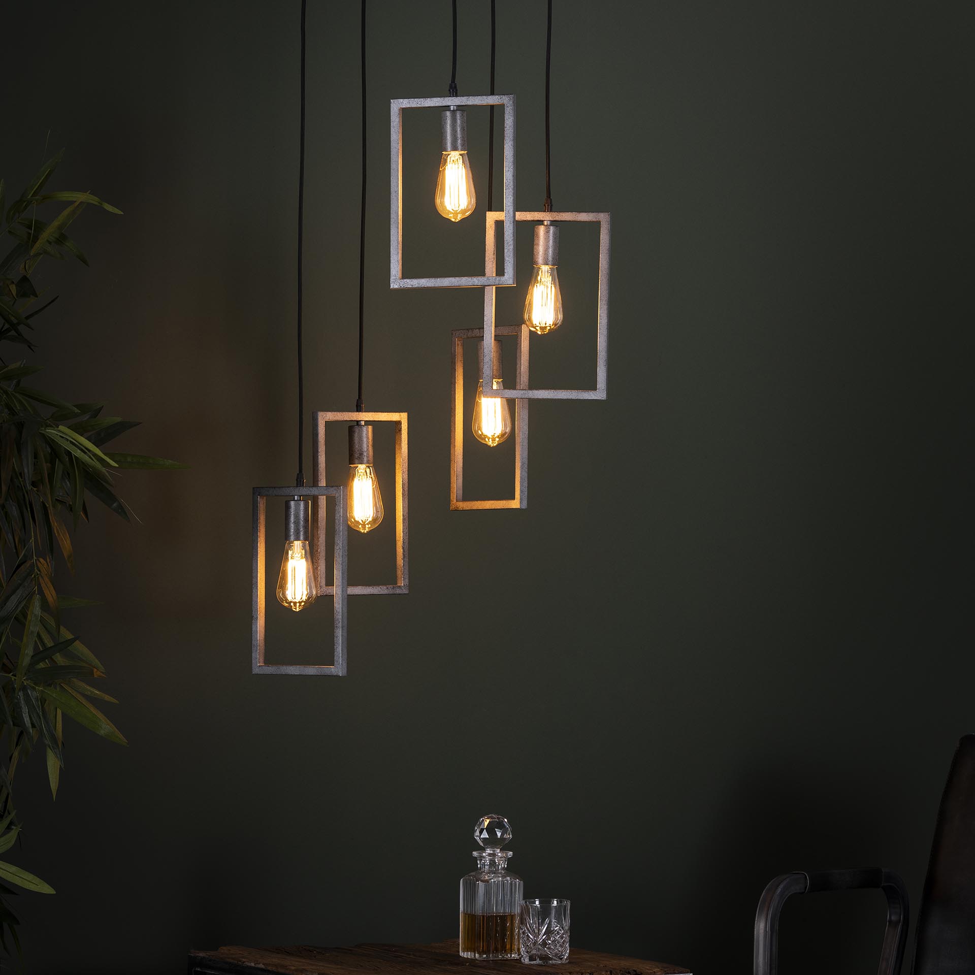 Suspension industrielle 5 lampes graphiques étagées argent vieilli RALF