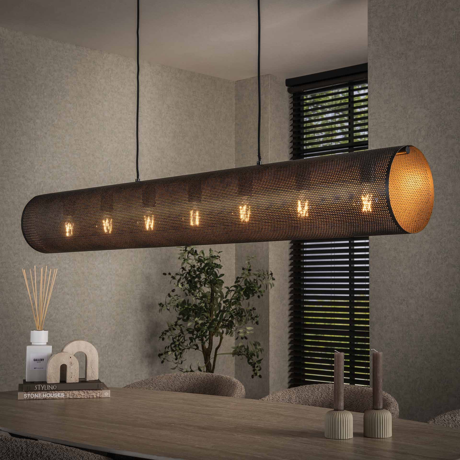 Suspension tube en métal noir perforé 7 lampes RALF