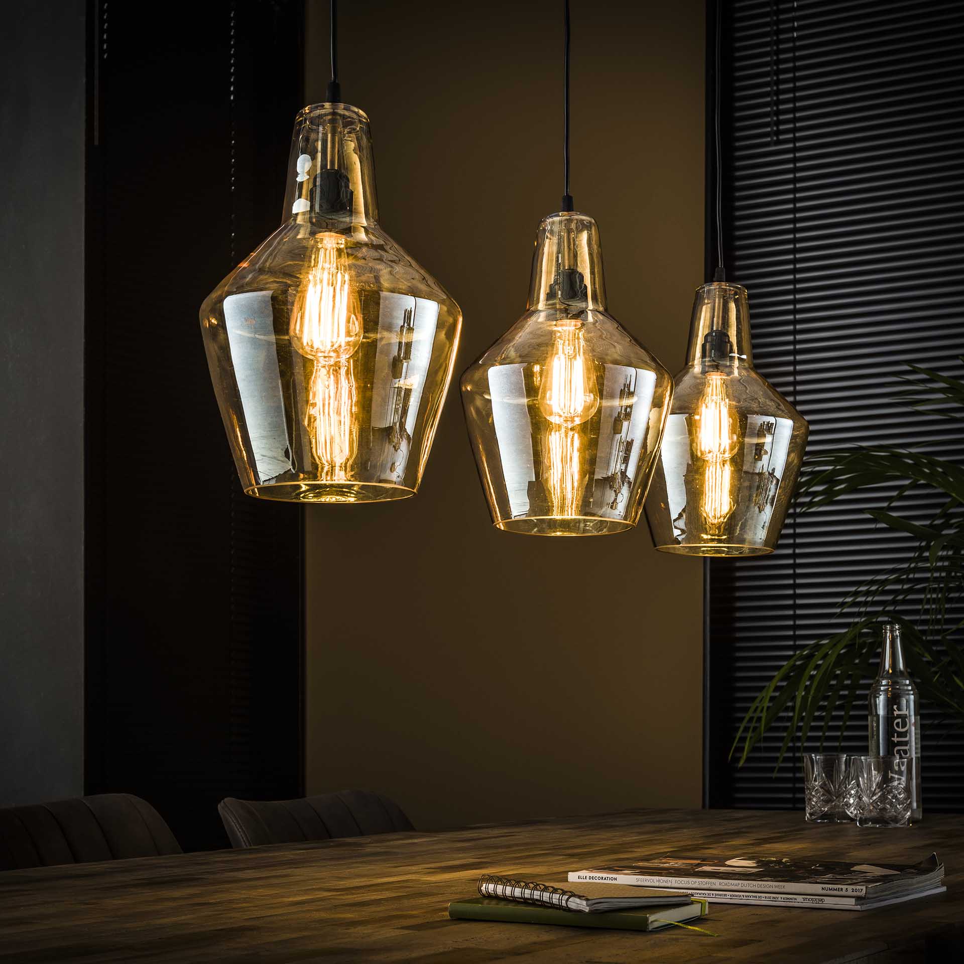 Suspension vintage en verre ambré 3 lampes LUCKNOW