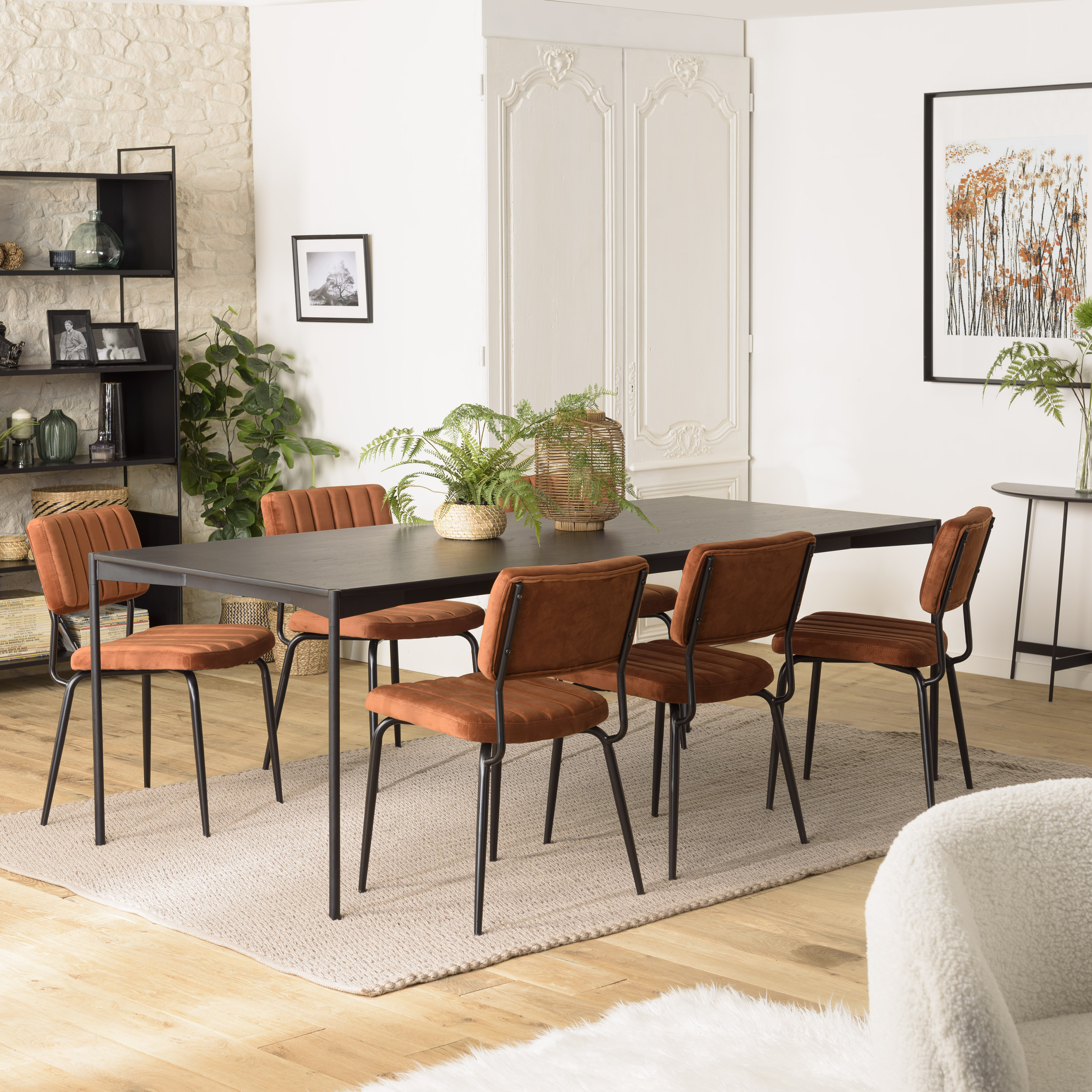 Table à manger 220 cm en bois noir CORUMBA