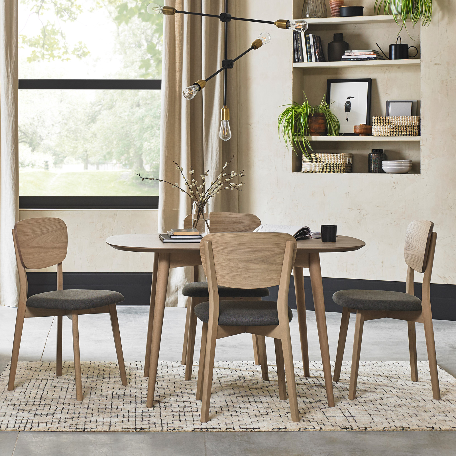 Table à manger scandinave 129 cm COPENHAGUE