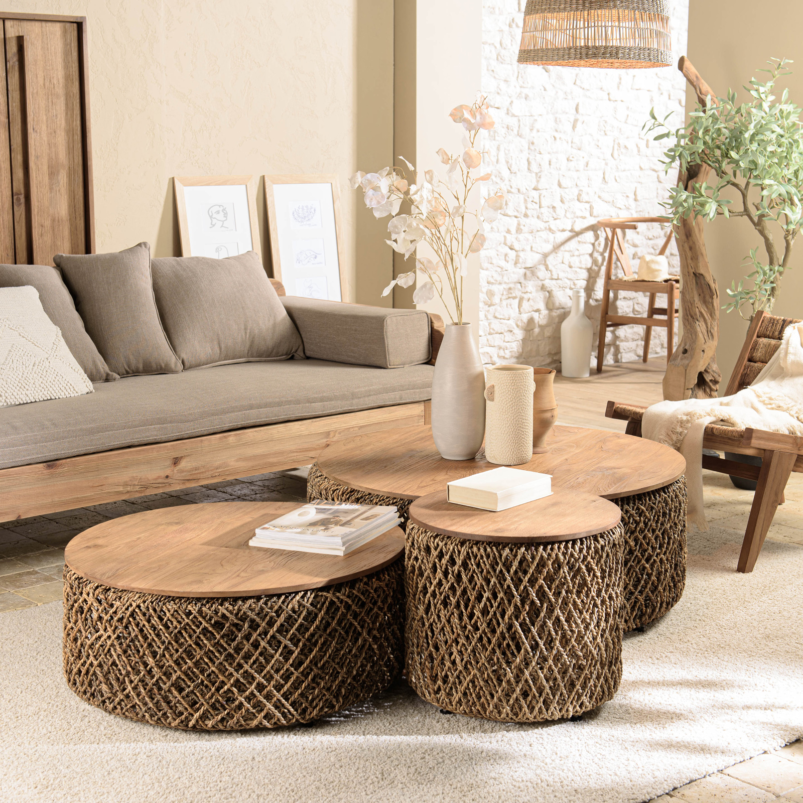 Table basse gigogne ronde en teck et rotin (lot de 3) SWING
