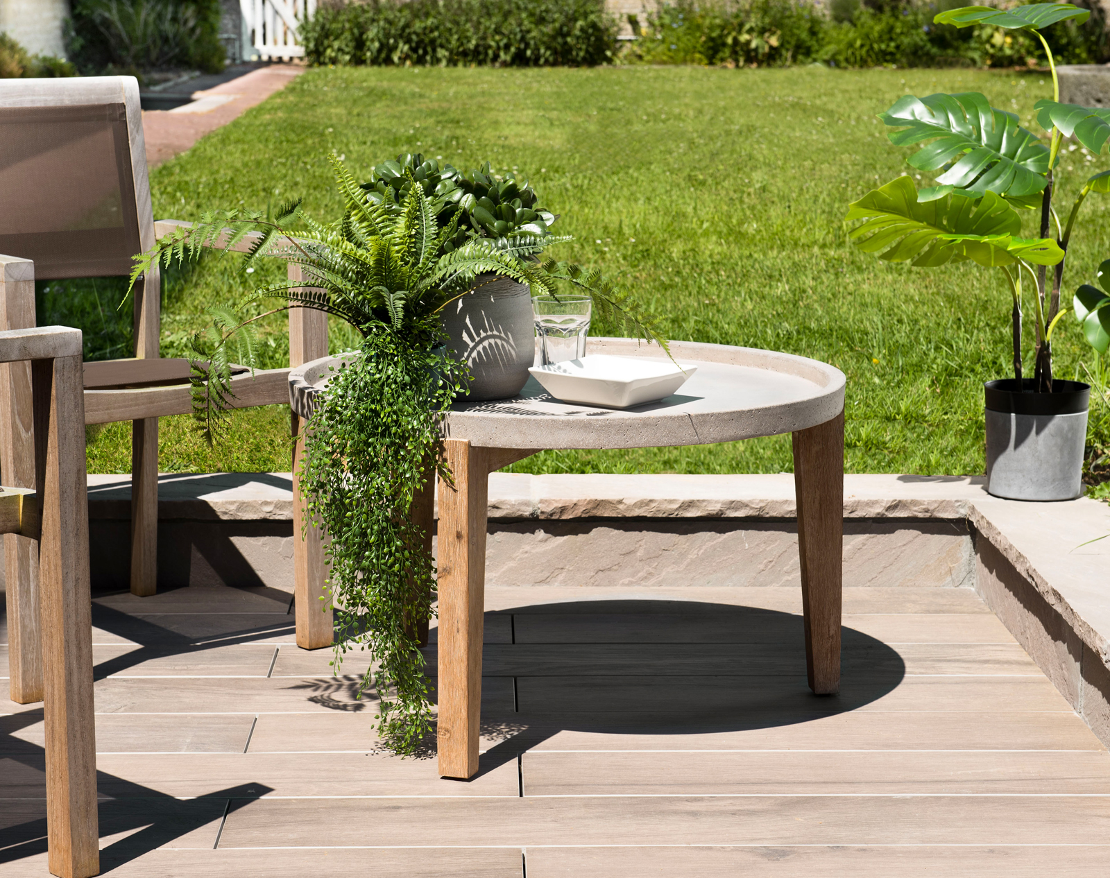 Table basse jardin acacia béton forme ronde GM HERCULE