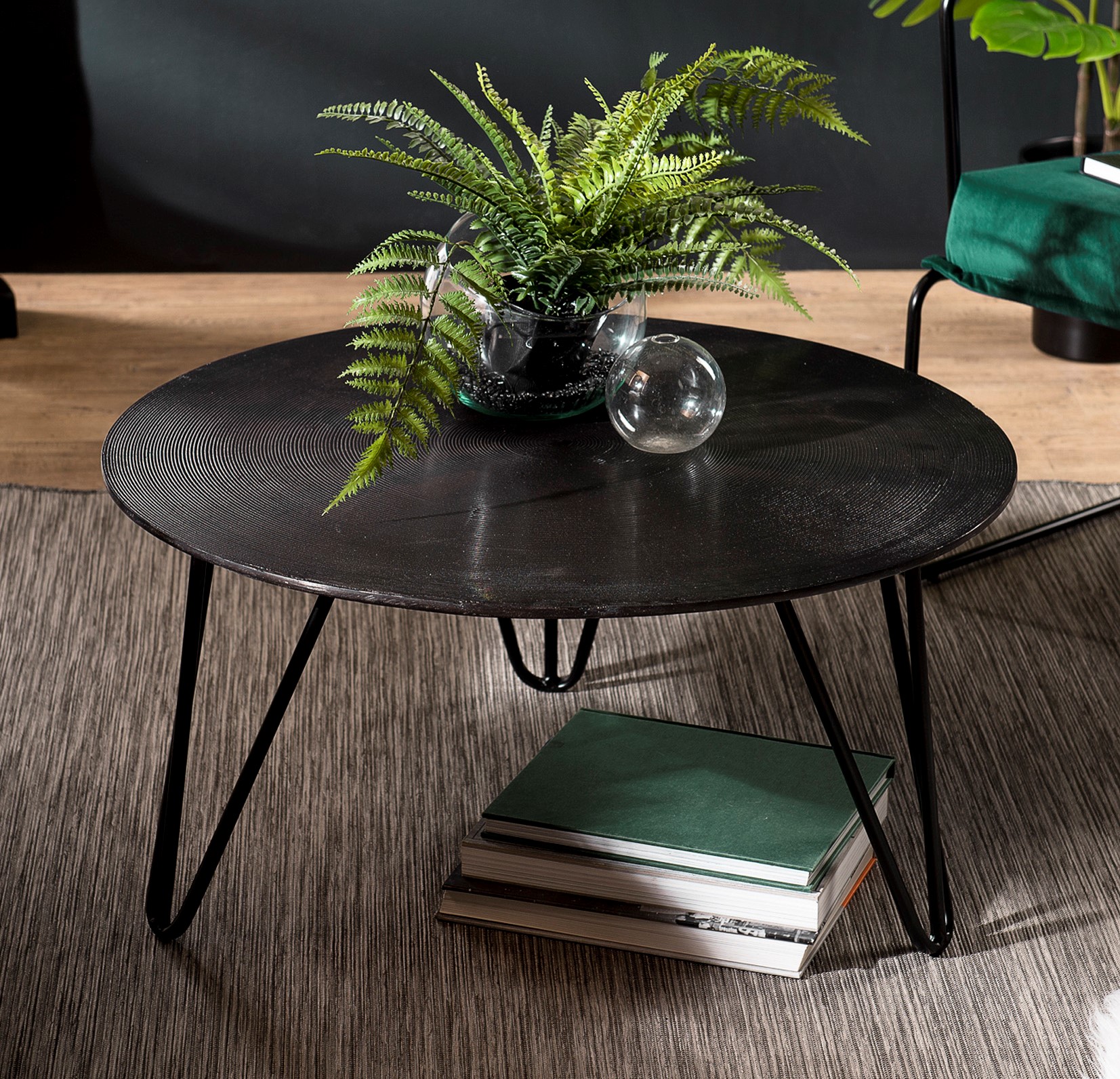 Table basse ronde noire rainures pieds épingle ZALA