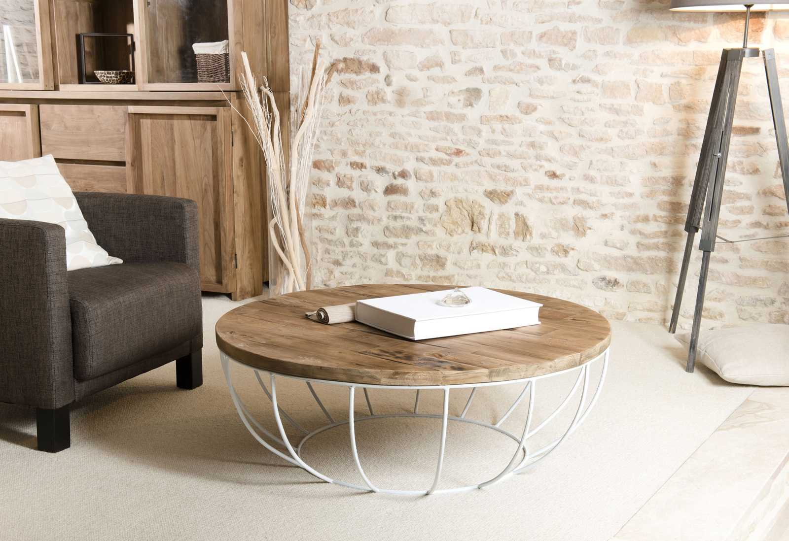 Table basse ronde teck recyclé structure filaire blanche 1 plateau SWING