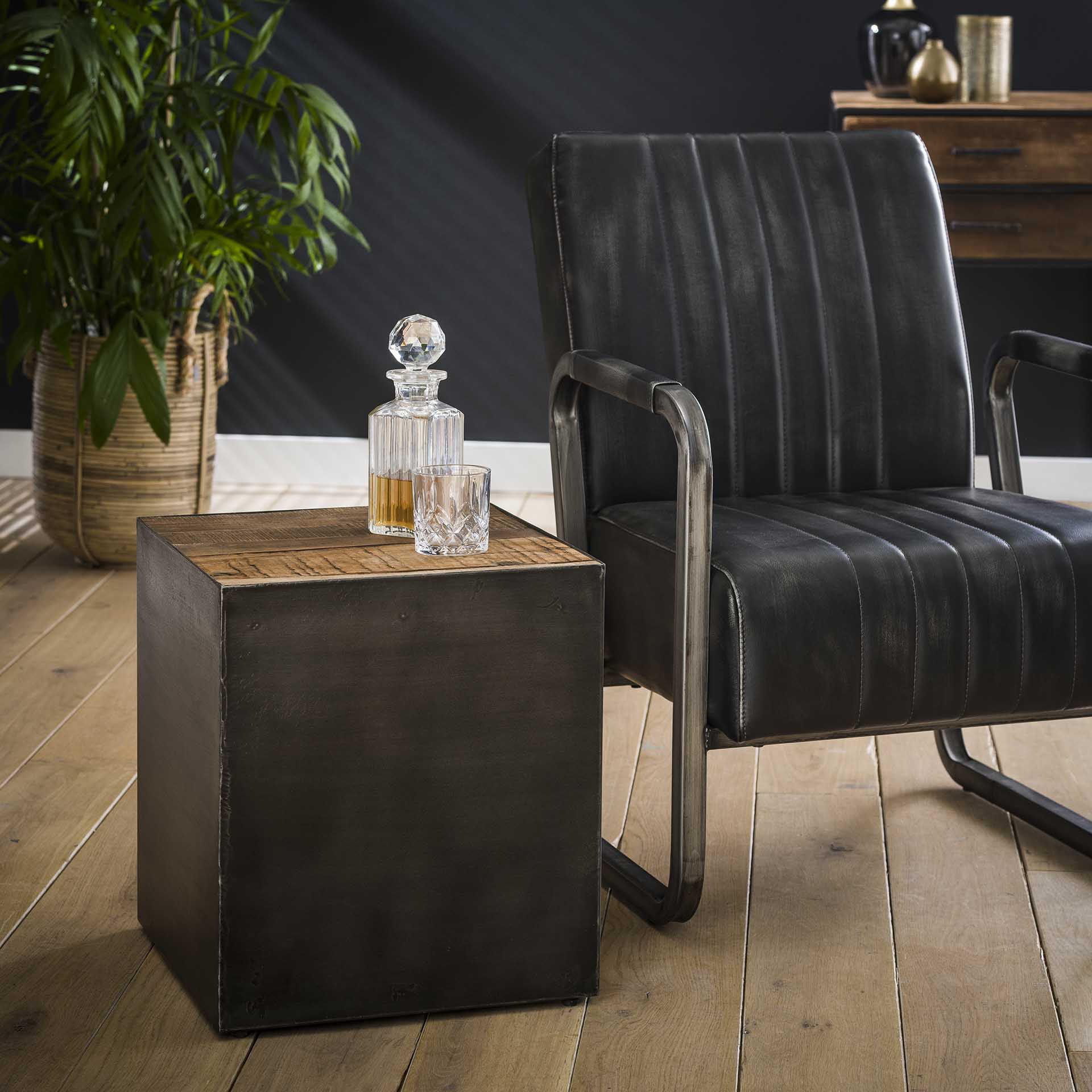 Table d'appoint industrielle SHEFFIELD