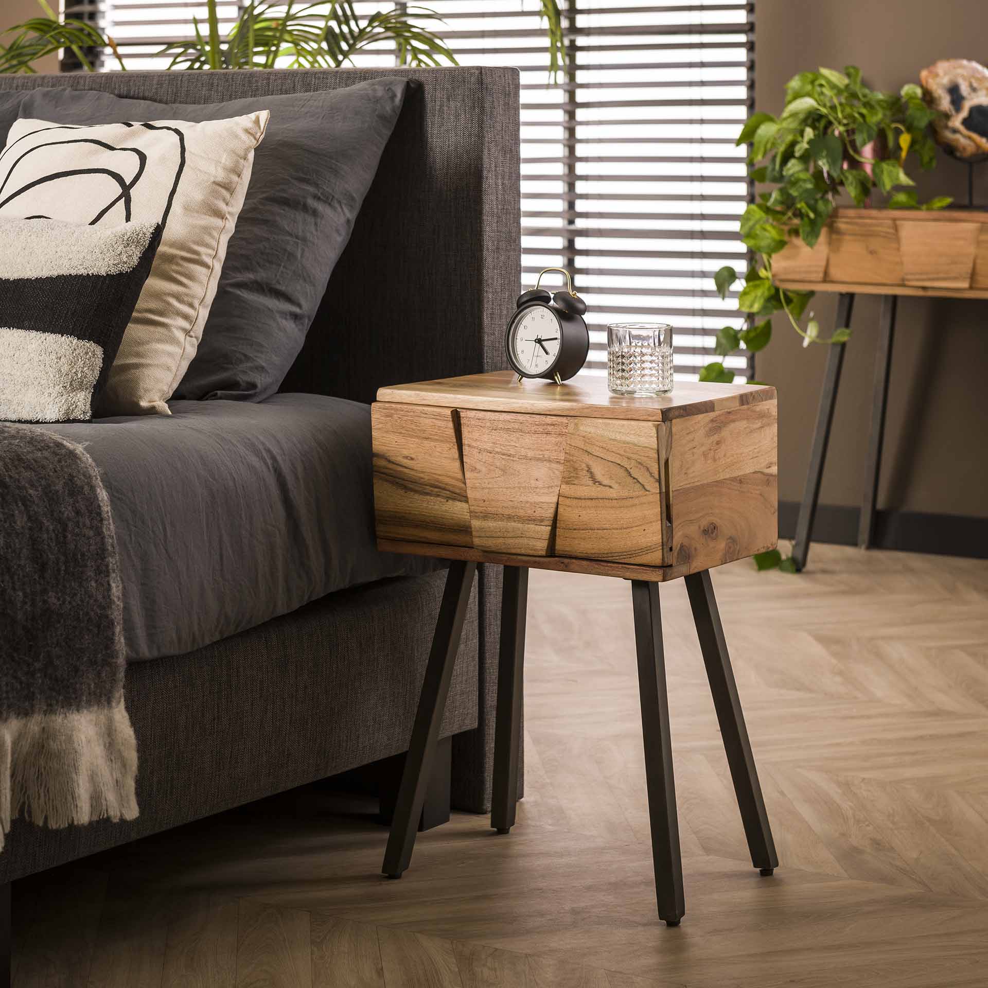 Table de chevet moderne 1 tiroir en relief MELBOURNE