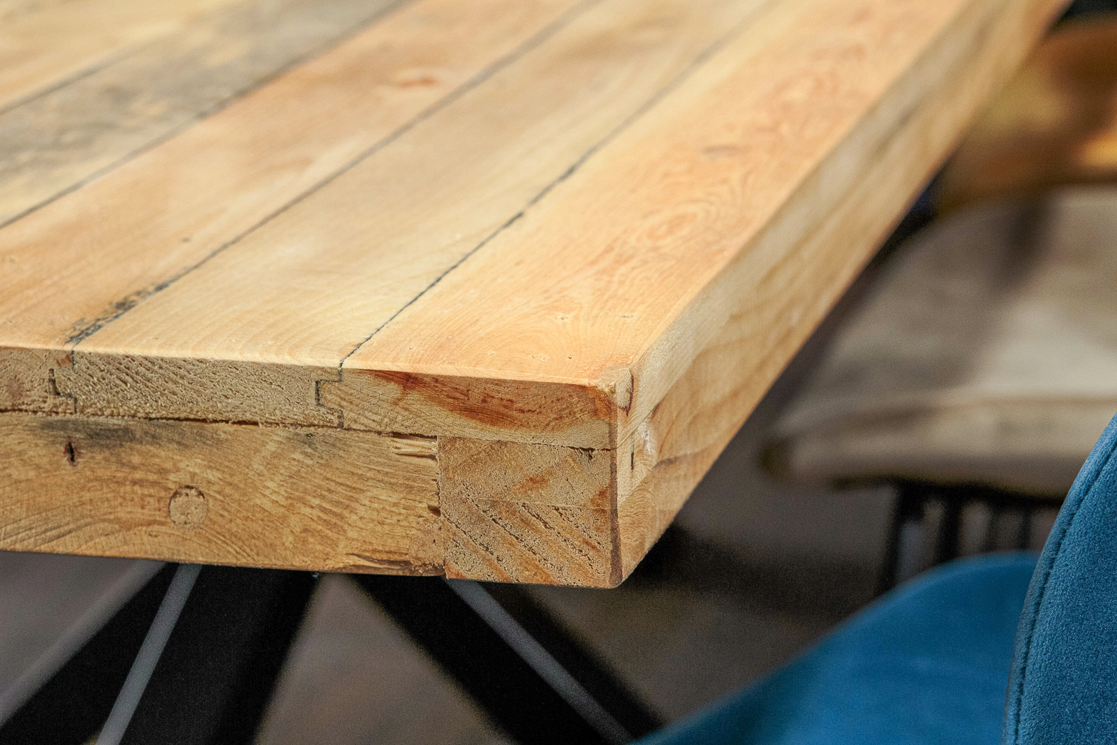 Table pied central en bois recyclé 200 cm CANBERRA